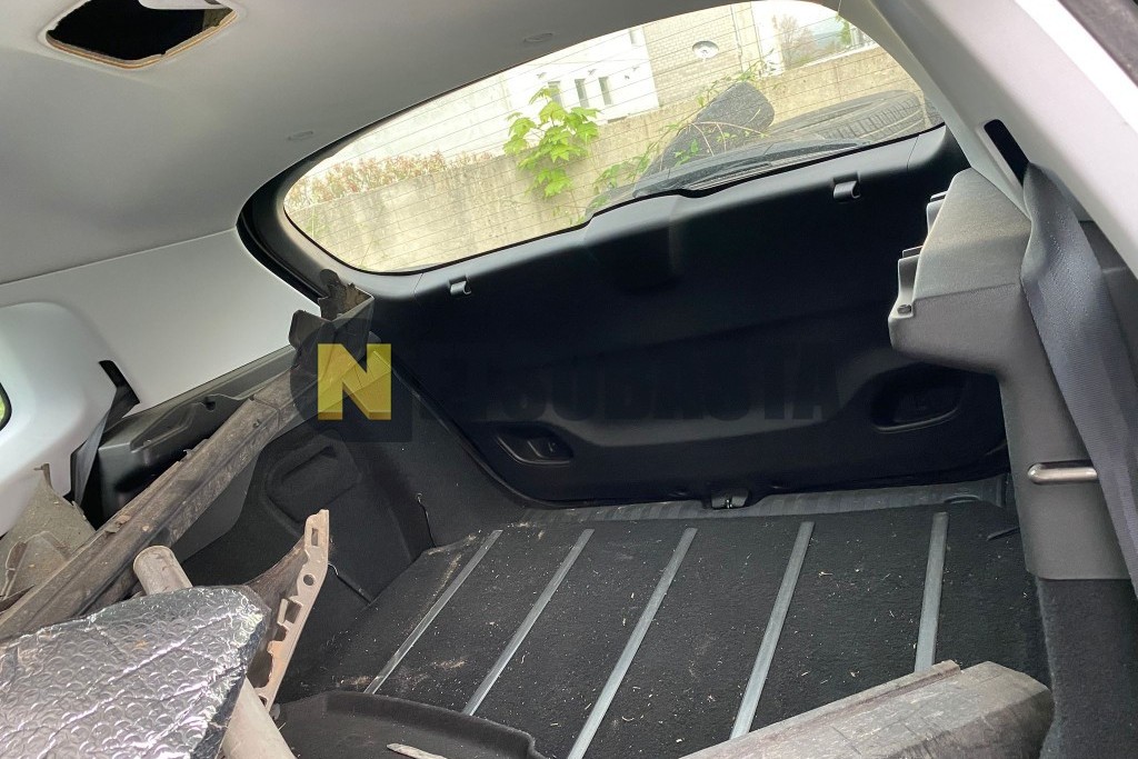 Peugeot 2008 1.6 e-HDi 2014