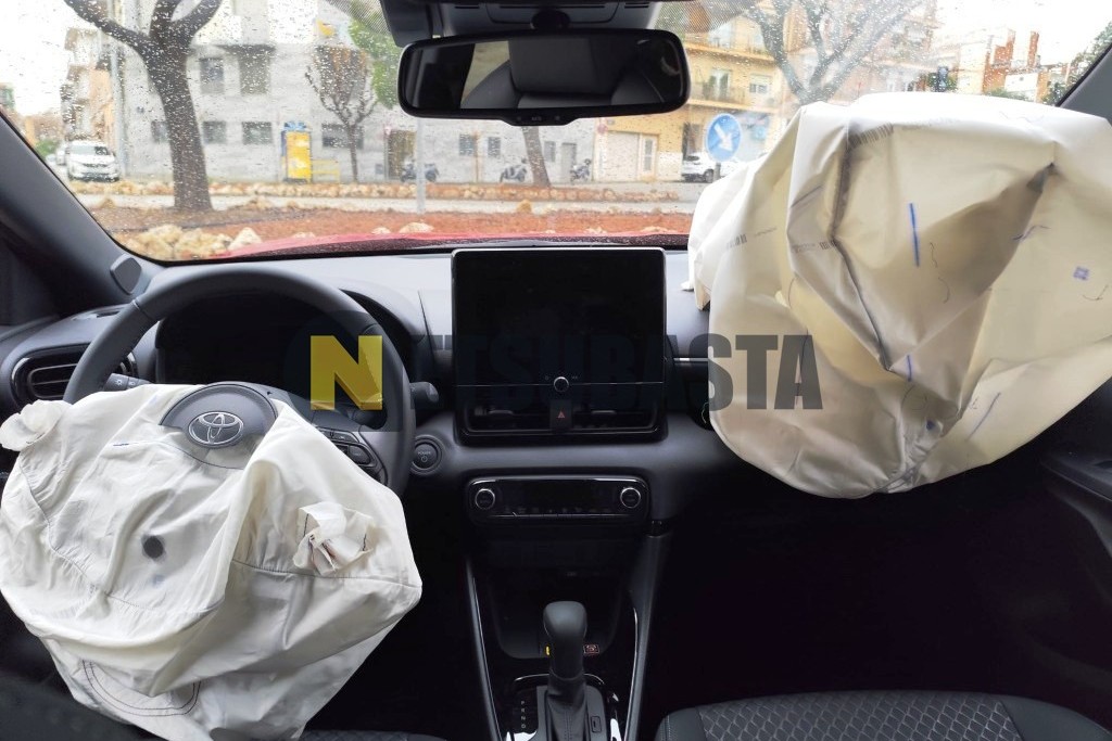 Toyota Yaris 120H 2025