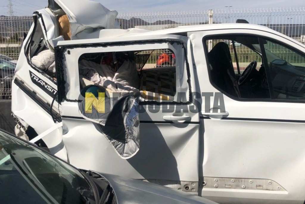 Ford Transit Custom Kombi 2.0 TDCi 2021