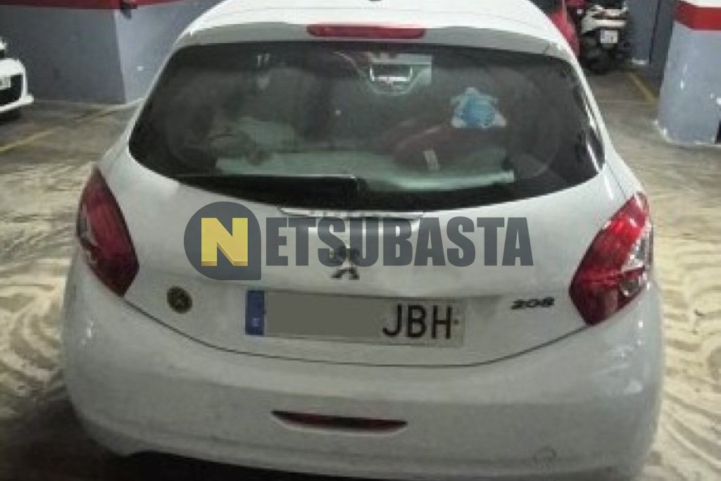 Peugeot 208 1.4 HDi 2014