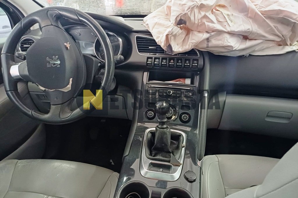 Peugeot 3008 1.6 HDi FAP 2012