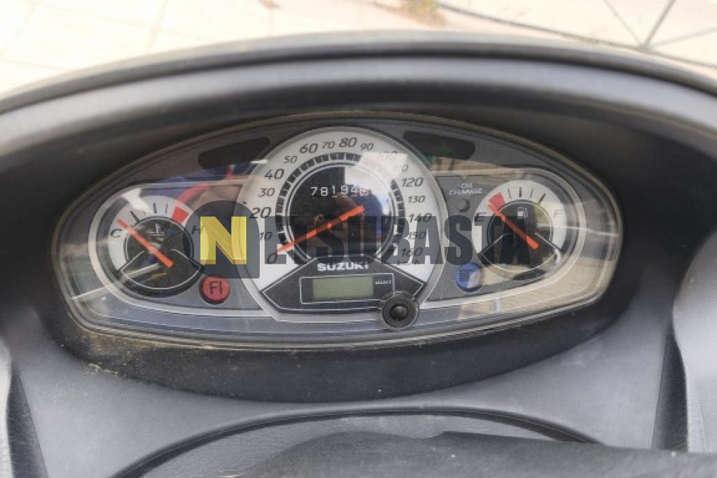 Suzuki BURGMAN 200 2011