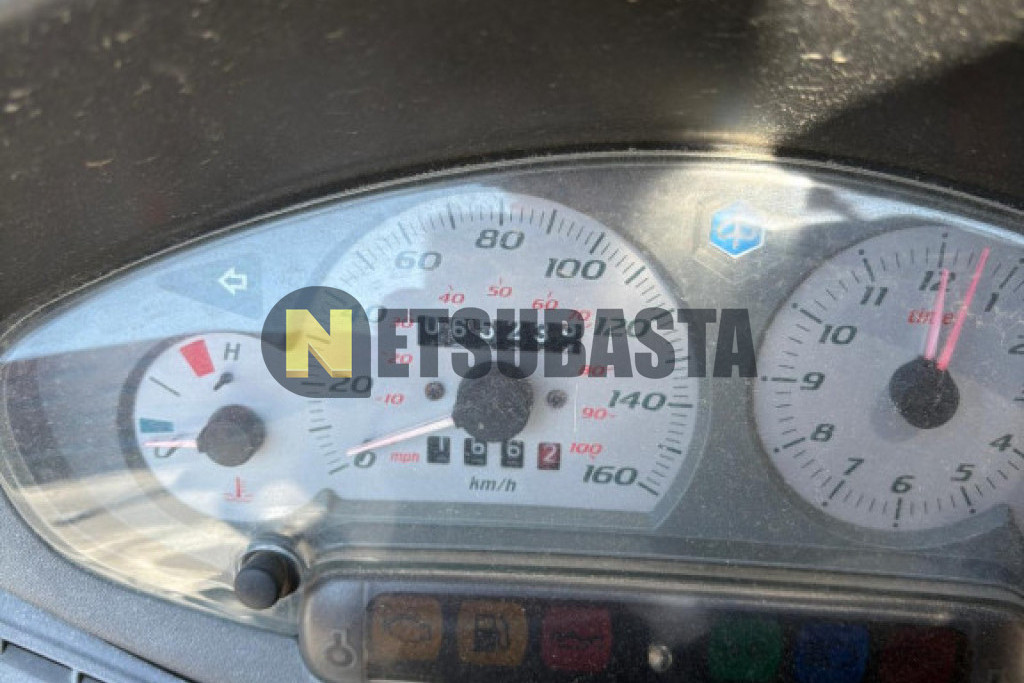 Piaggio X8 200 2004