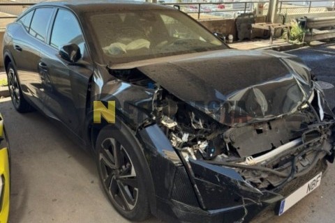 Peugeot 408 1.2 Hybrid e-DCS6 2025 Peugeot 408 1.2 Hybrid e-DCS6 2025