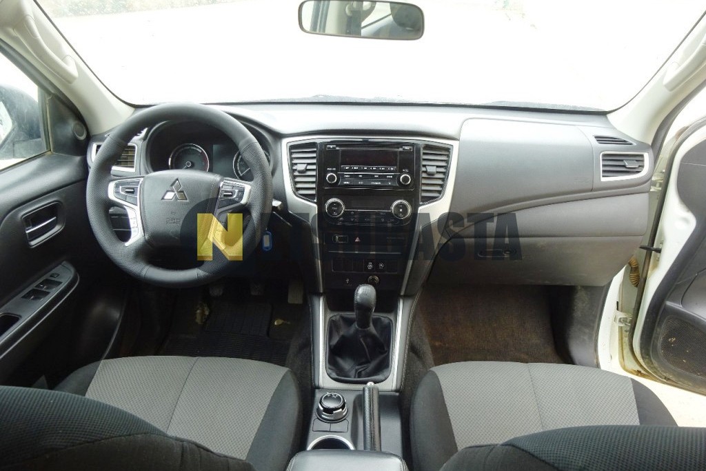 Mitsubishi L200 Doble Cabina 220 DI-D M-Pro 2020