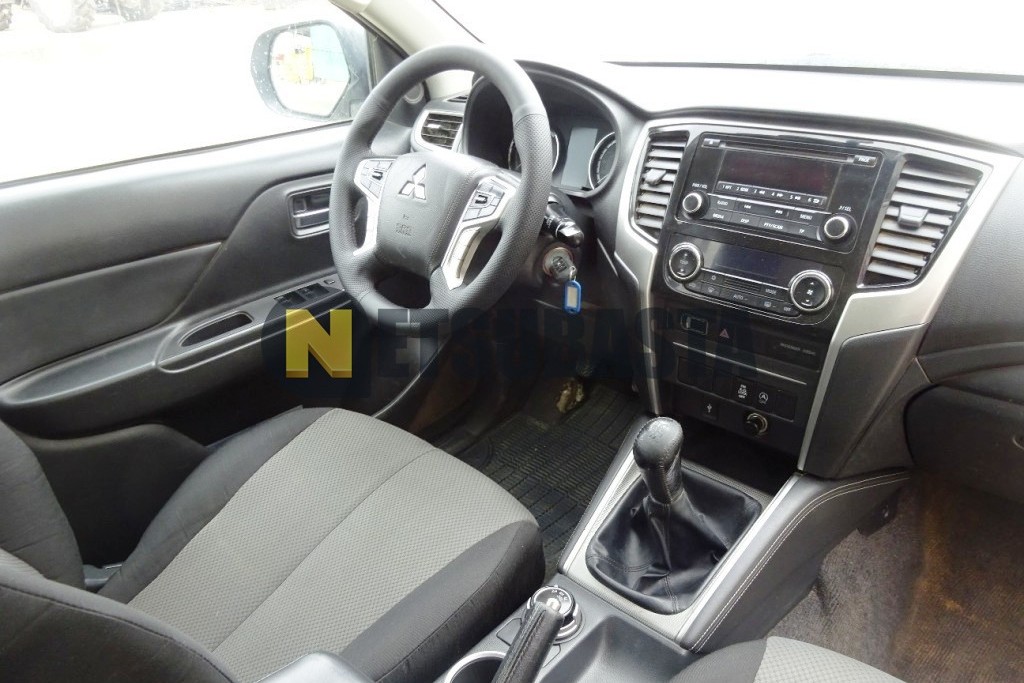Mitsubishi L200 Doble Cabina 220 DI-D M-Pro 2020
