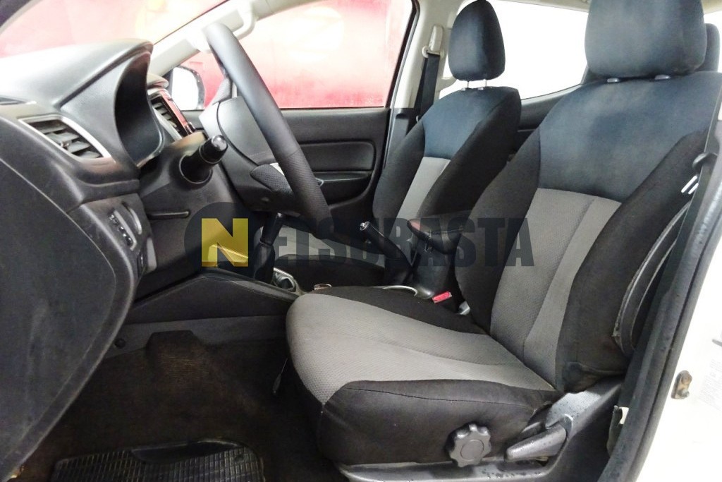 Mitsubishi L200 Doble Cabina 220 DI-D M-Pro 2020