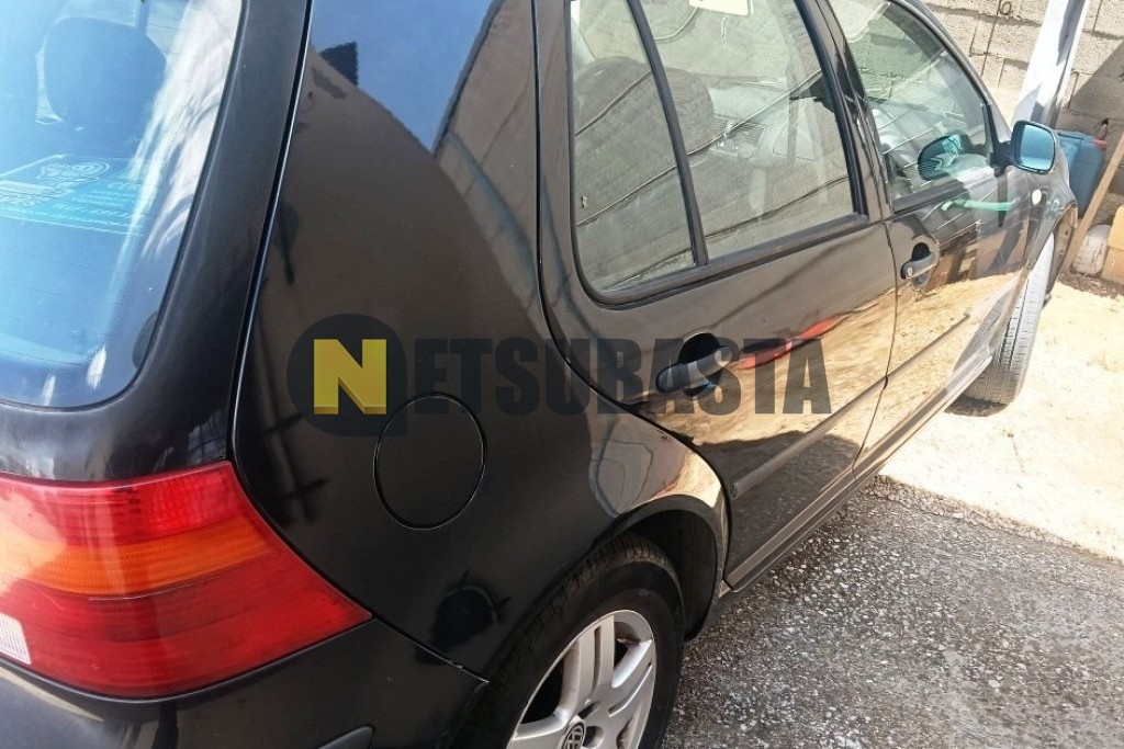 Volkswagen Golf 1.6 2001