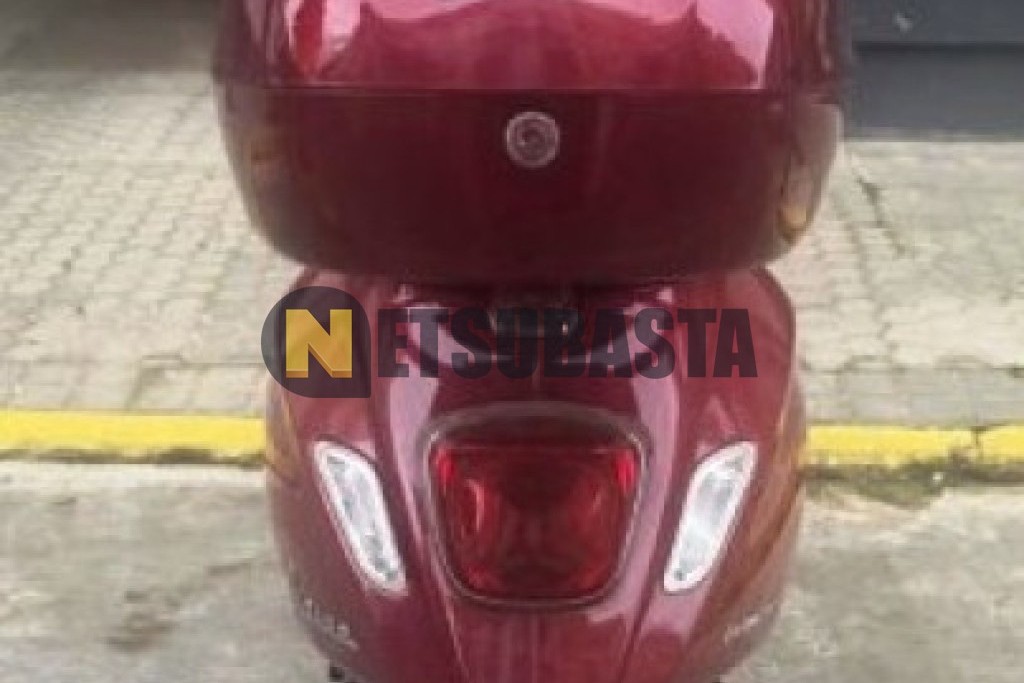 Vespa Primavera 125 2020