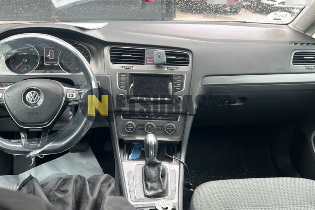 Volkswagen Golf 1.6 TDI CR BMT DSG 7 vel. 2013