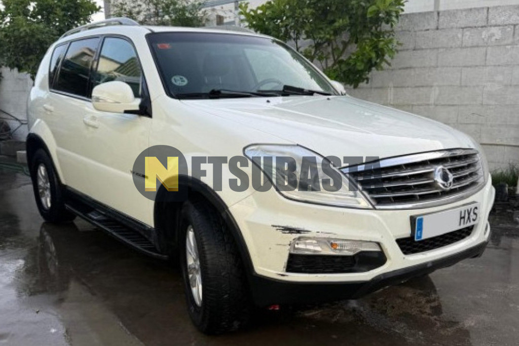 SsangYong Rexton e-XDi 4x2 Aut. 2014