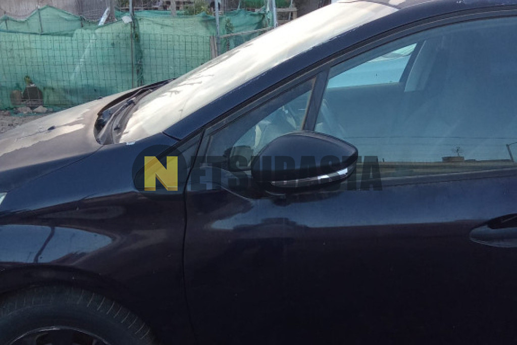 Peugeot 208 1.0 PureTech 2013