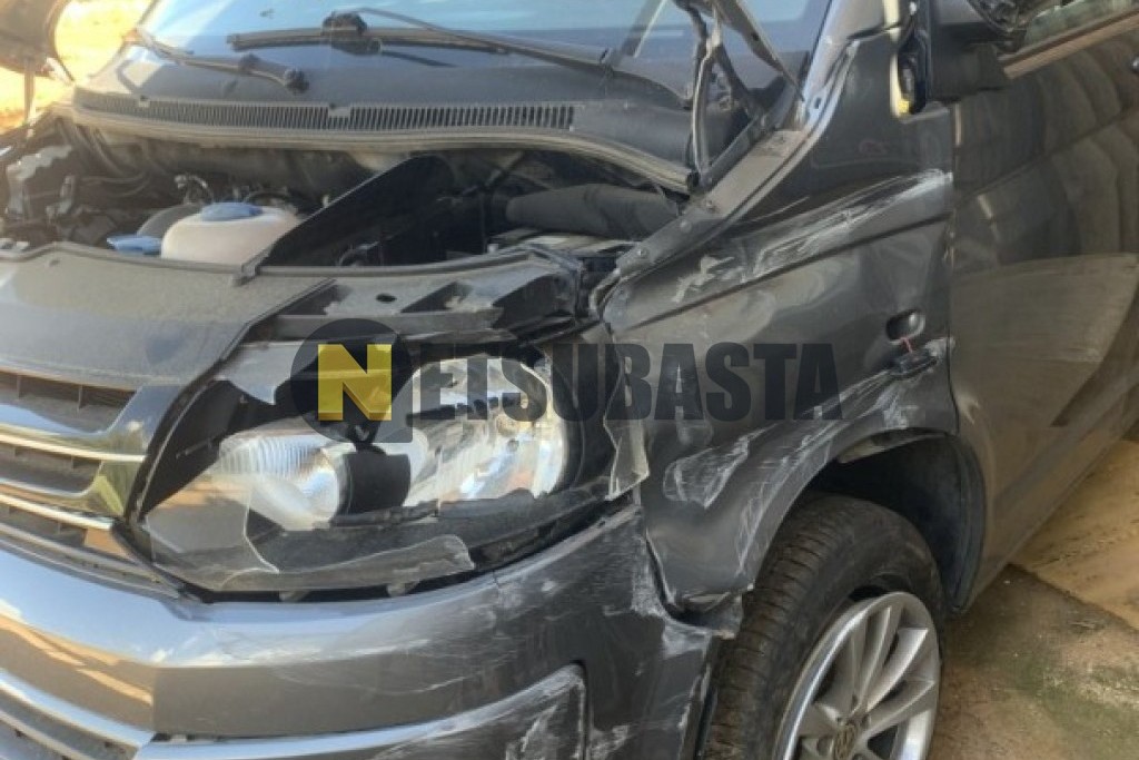 Volkswagen Multivan 2.0 TDI 2012
