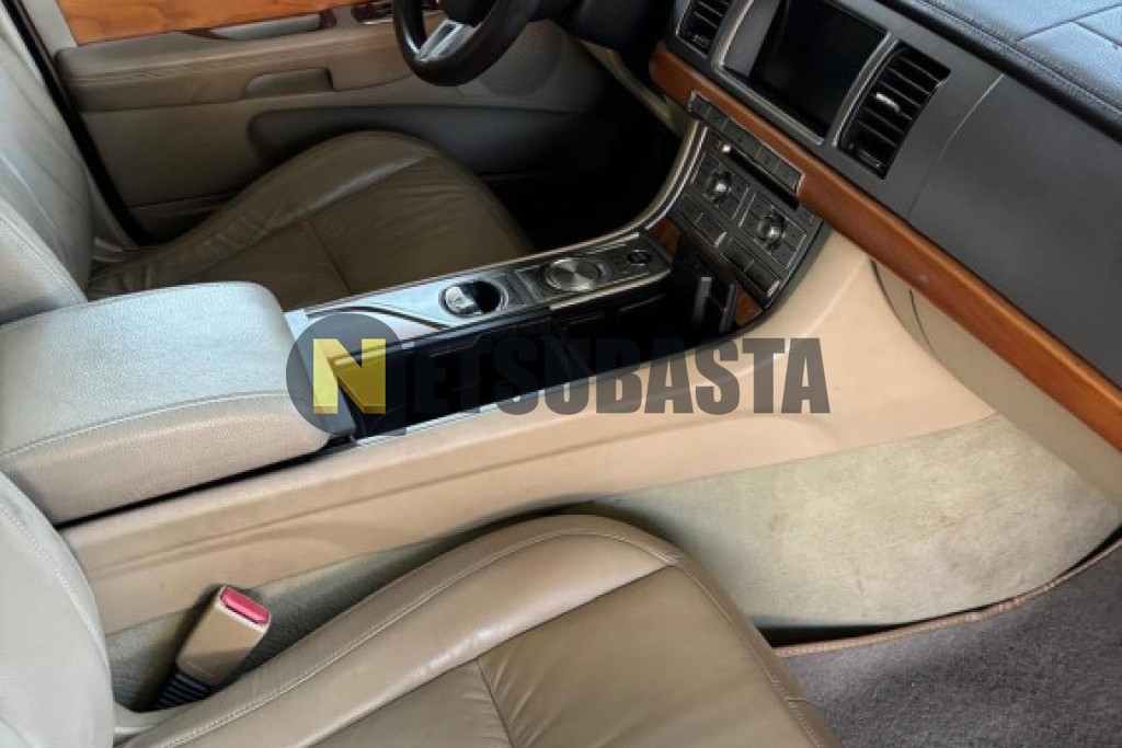 Jaguar XF 2.7D V6 2008