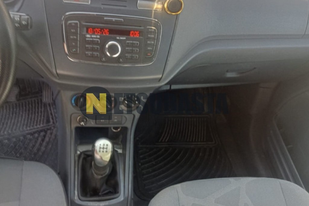 Ford Transit Connect 1.8 TDCi 2013