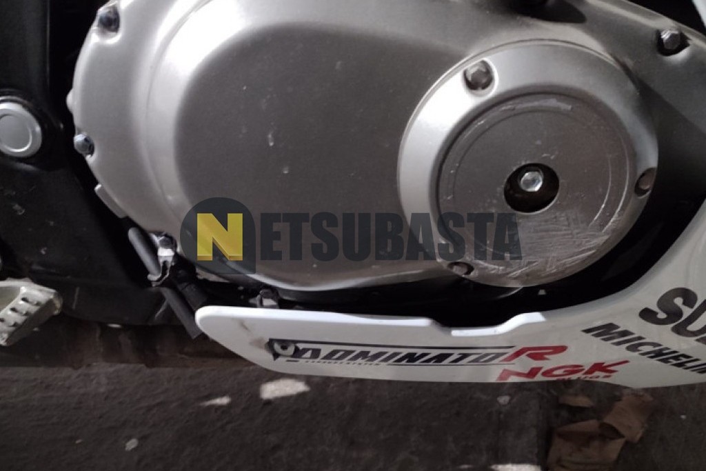 Suzuki GS 500F 2006