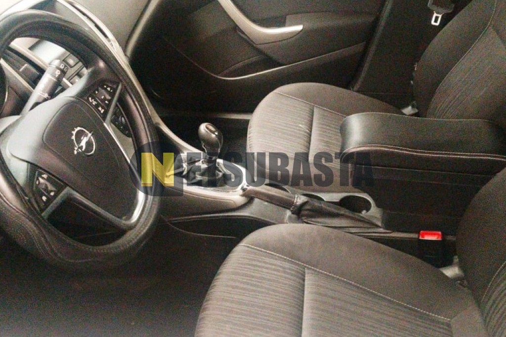 Opel Astra 1.3 CDTI 2011