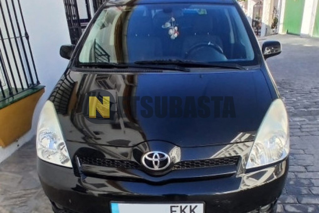 Toyota Corolla Verso 2.2 D-4D 2007