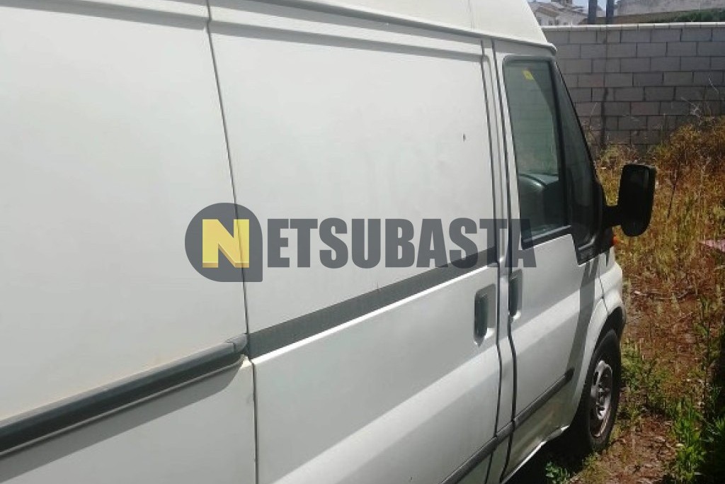 Ford Transit 2.0 TDdi 100 T260 2004