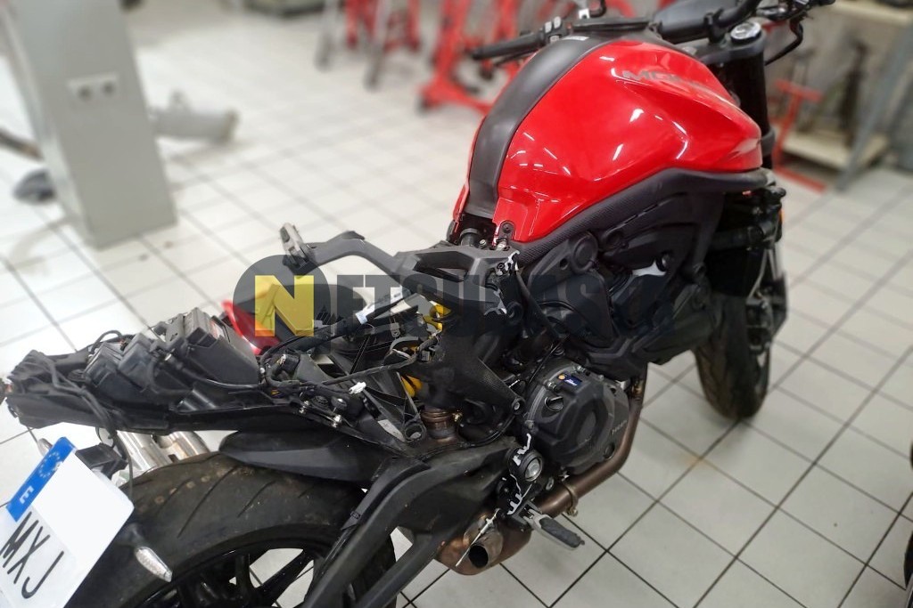 Ducati Monster 2024