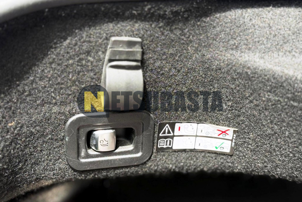 Mercedes-Benz C 220 CDI BlueEFFICIENCY 2014
