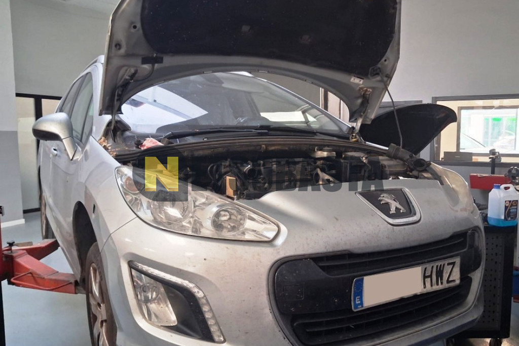 Peugeot 308 SW 1.6 e-HDi 2014