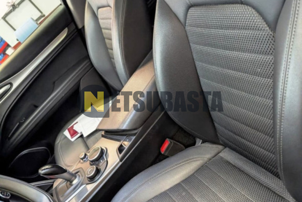 Alfa Romeo Stelvio 2.2 Diesel AT8 Q4 2019