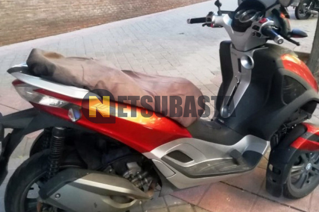 Piaggio MP3 300 Yourban LT 2012