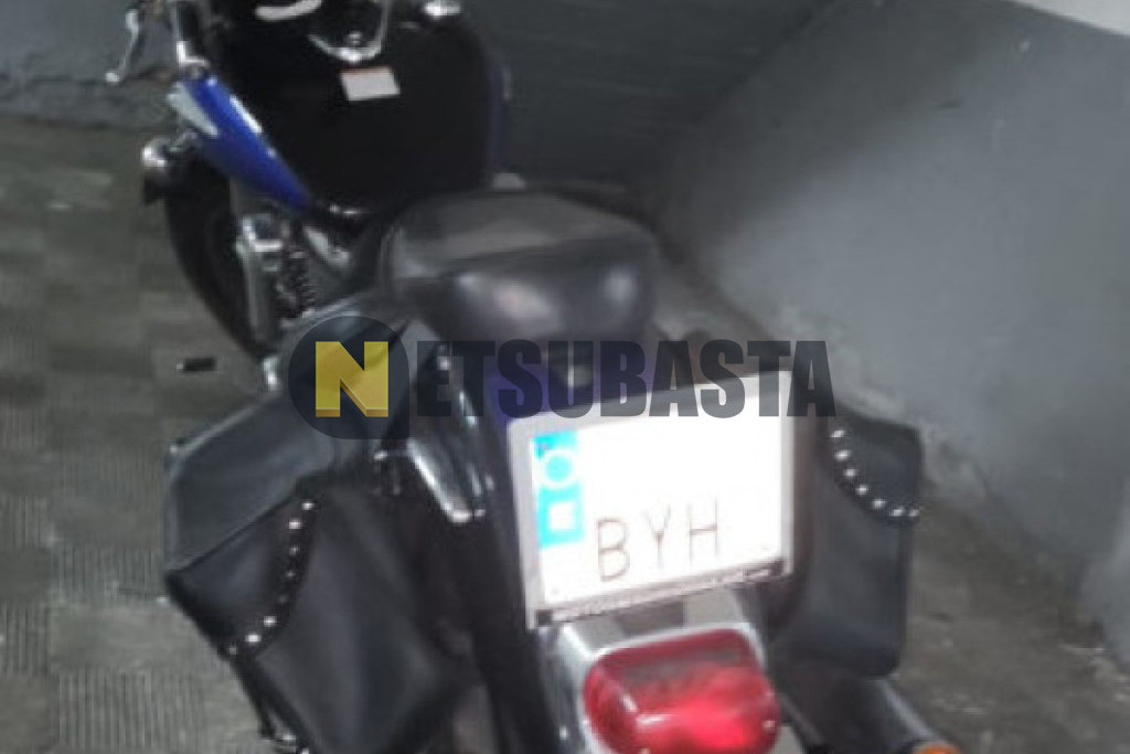 Suzuki VL 800 Intruder 2002