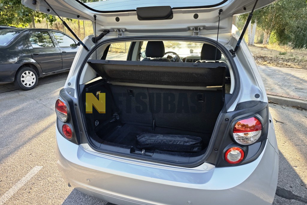 Chevrolet Aveo 1.4 16v Aut. 2012