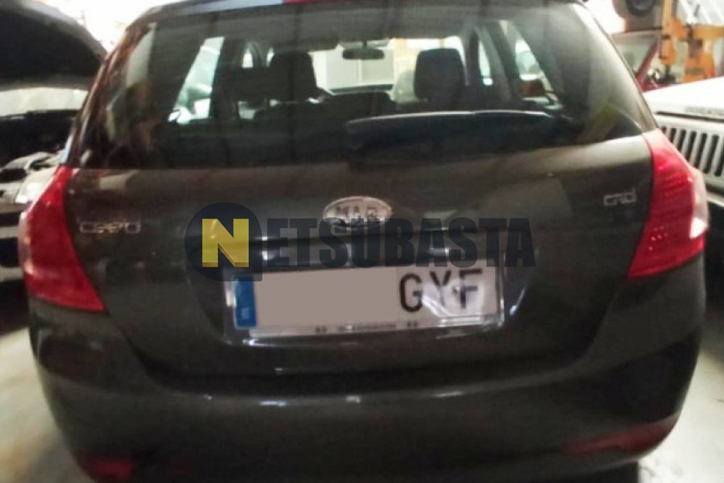 Kia ceed 1.6 CRDI 2010