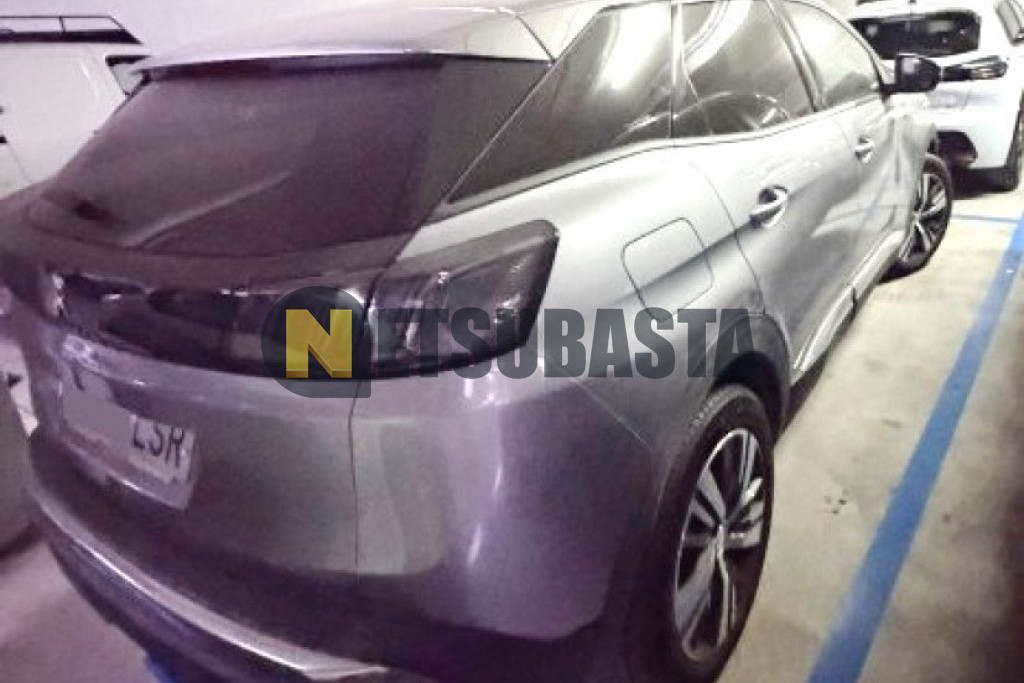 Peugeot 3008 1.2 PureTech 2021