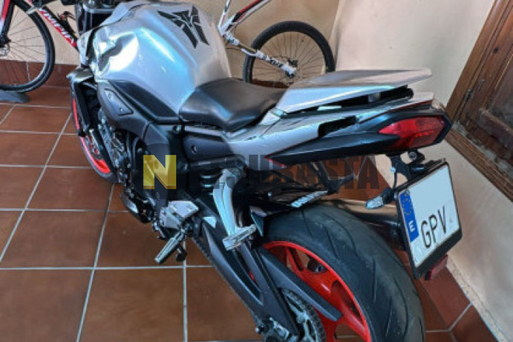 Yamaha FZ1 N 2009