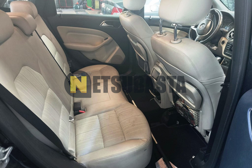 Mercedes-Benz B 200 CDI BlueEFFICIENCY 2011