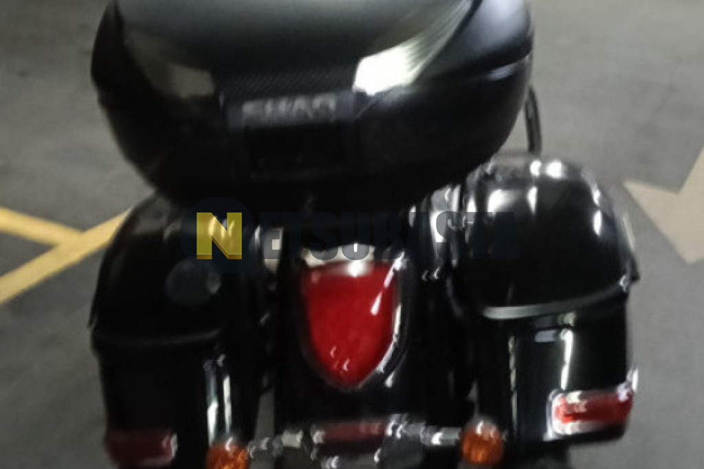 Suzuki Intruder C800 2015