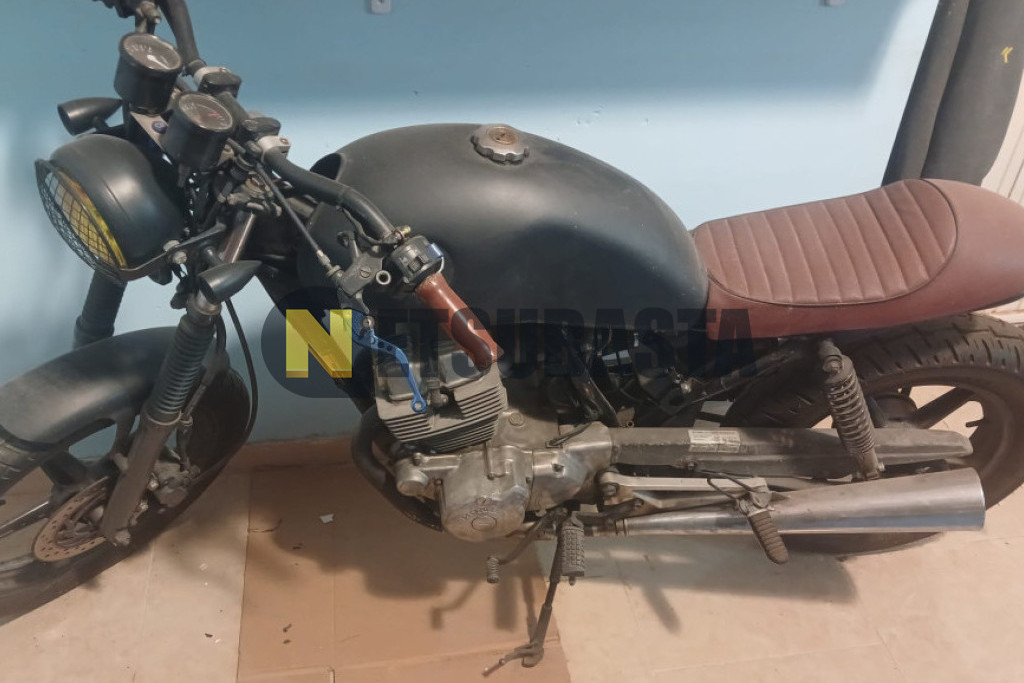 Honda CB 250 Two Fifty 1995