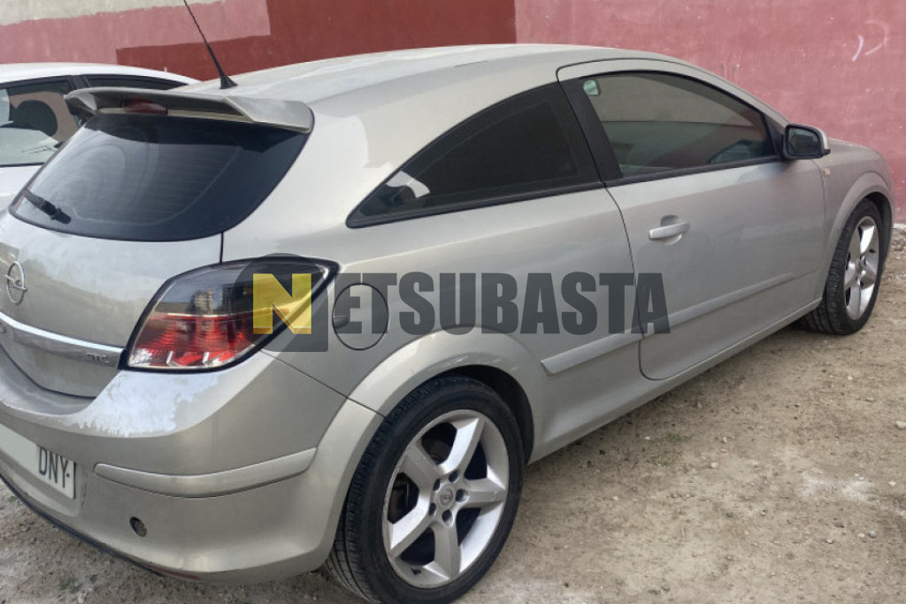 Opel Astra GTC 1.9 CDTi 2005