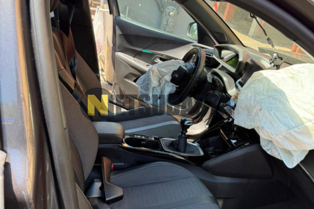 Peugeot 2008 1.2 PureTech 2023