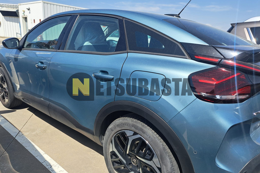 Citroën C4 1.2 PureTech EAT8 2021