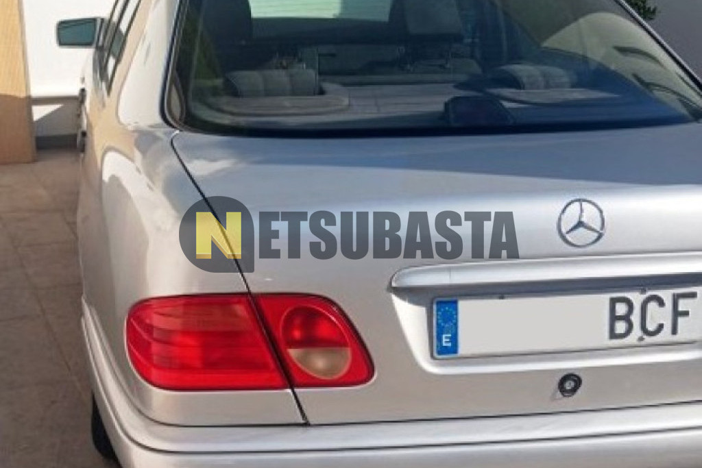Mercedes-Benz E 240 Aut. 1998
