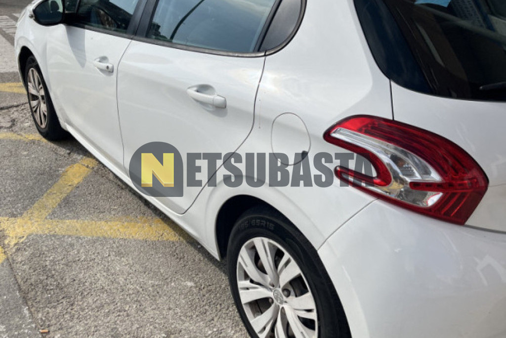 Peugeot 208 1.2 PureTech 2014
