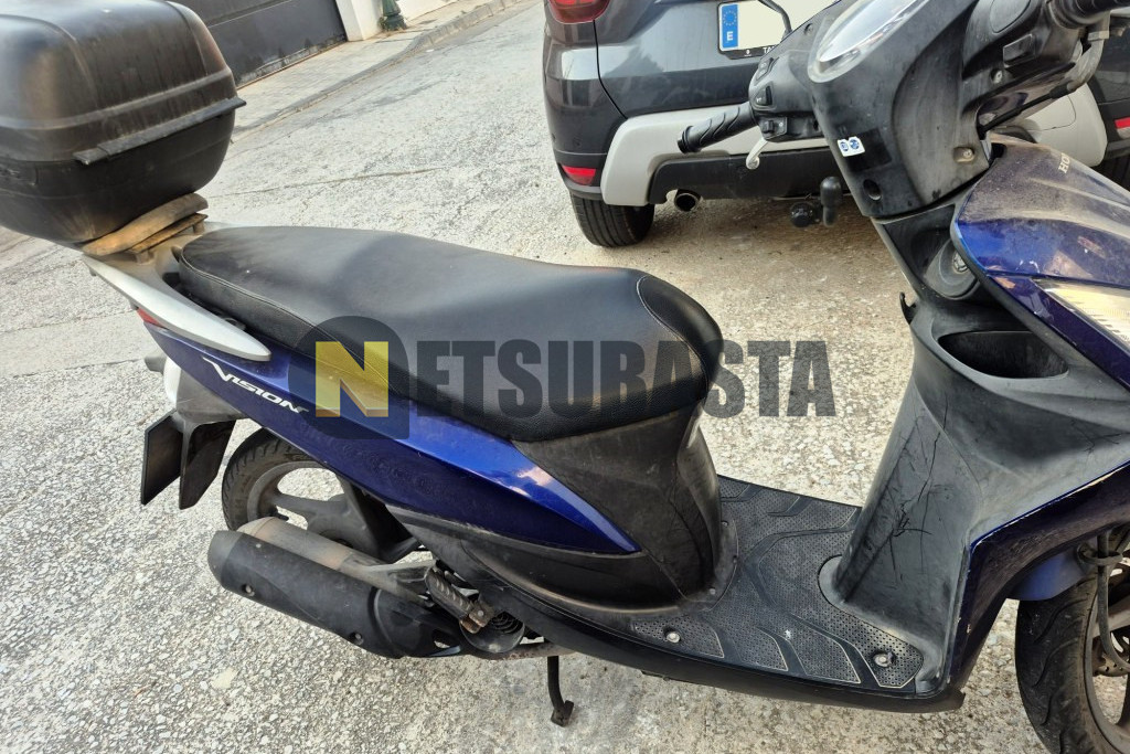 Honda Vision 110 2012