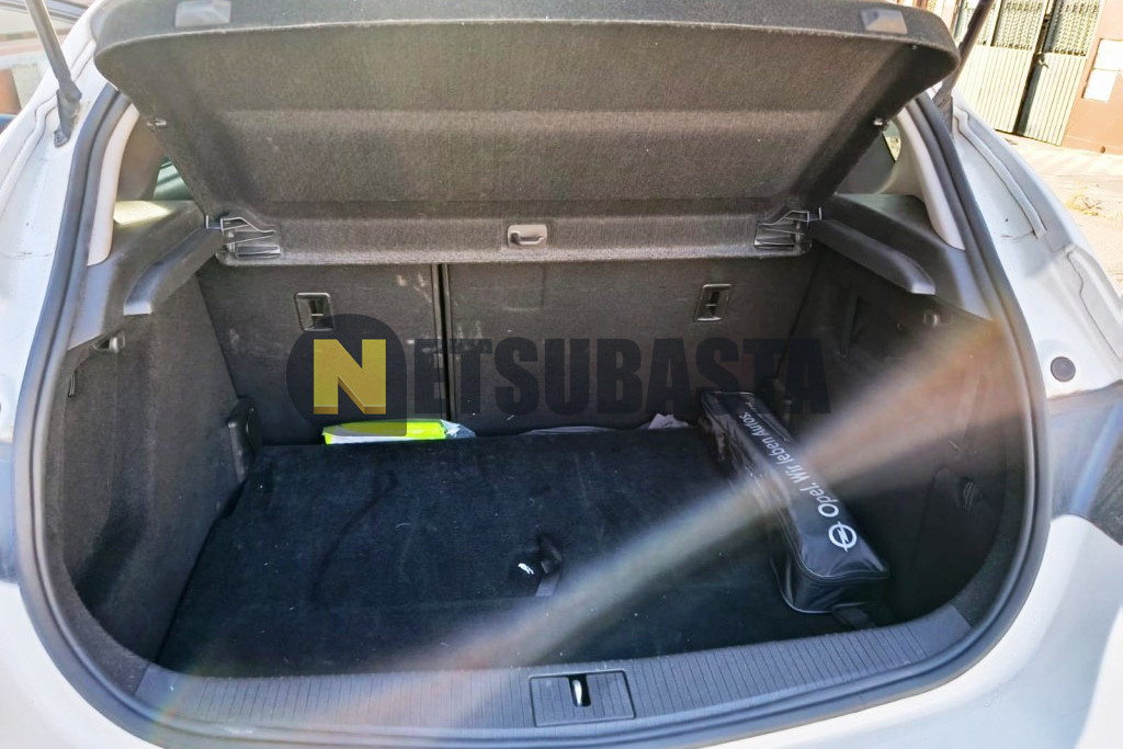 Opel Astra 1.6 CDTi 2015