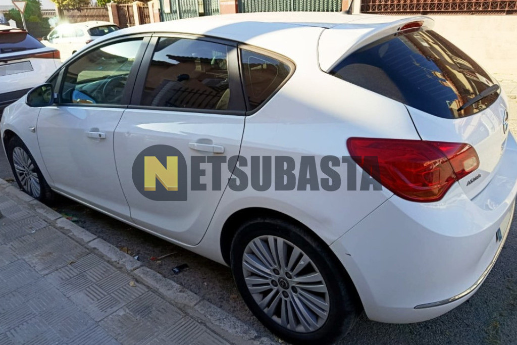 Opel Astra 1.6 CDTi 2015