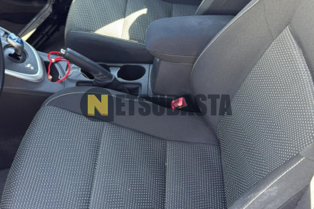 Toyota Auris 1.8 Hybrid 2015