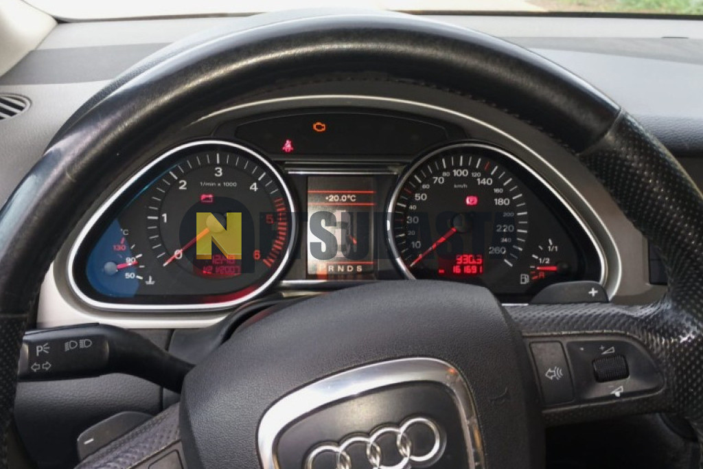 Audi Q7 3.0 TDI quattro tiptronic 2008