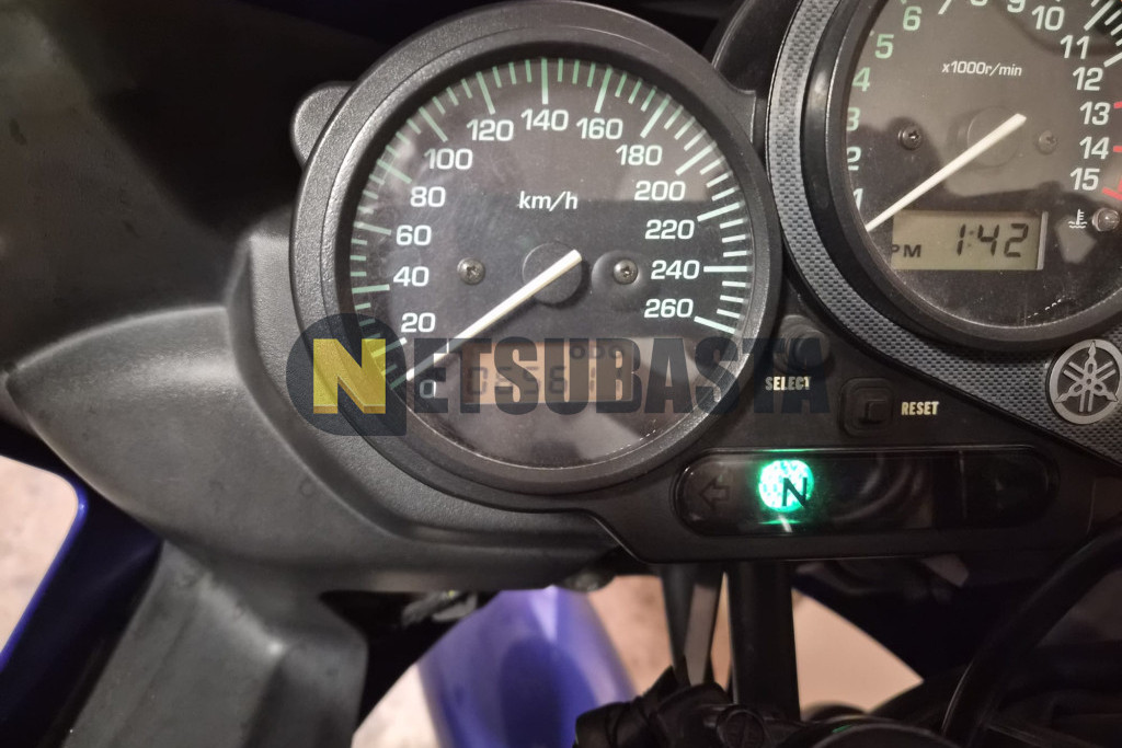 Yamaha FZS 600 Fazer 2003