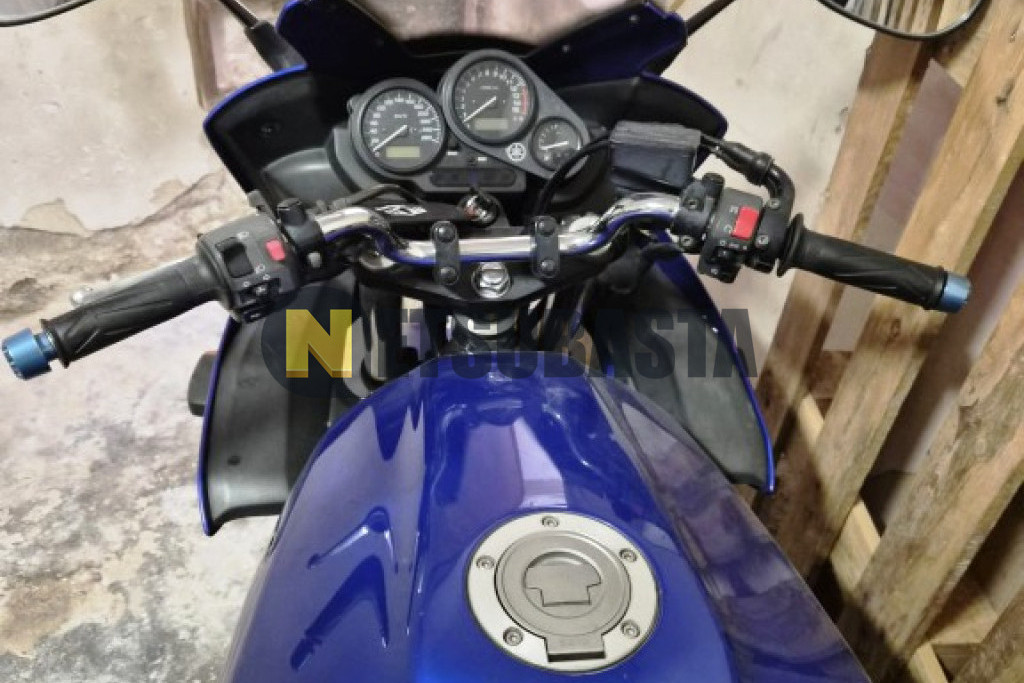 Yamaha FZS 600 Fazer 2003