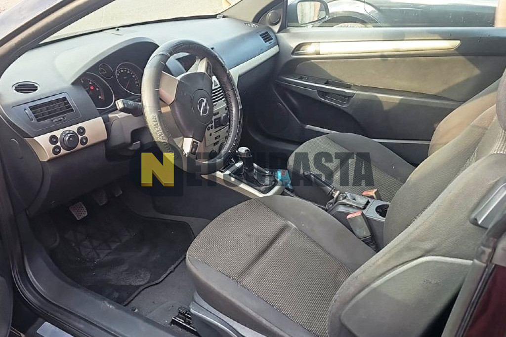 Opel Astra TwinTop 1.9 CDTI 2009
