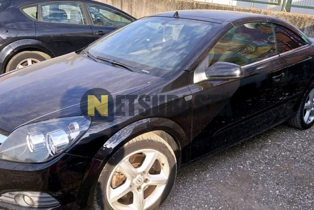 Opel Astra TwinTop 1.9 CDTI 2009